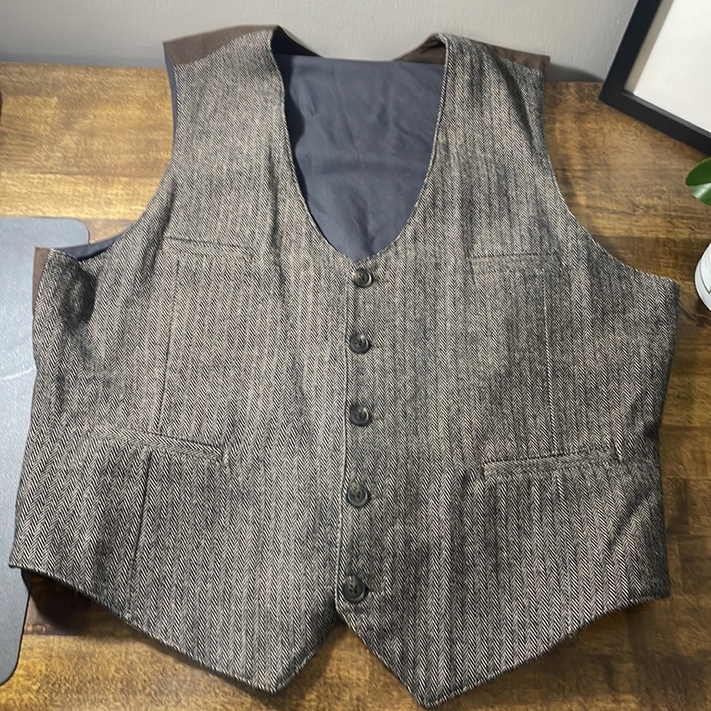 Men’s Vest, Slim Fit Large